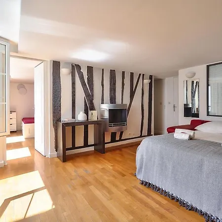 The Perfect Parisian 2 Bdrs Flat At Le Marais Paris