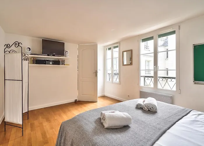 Apartman The Perfect Parisian 2 Bdrs Flat At Le Marais