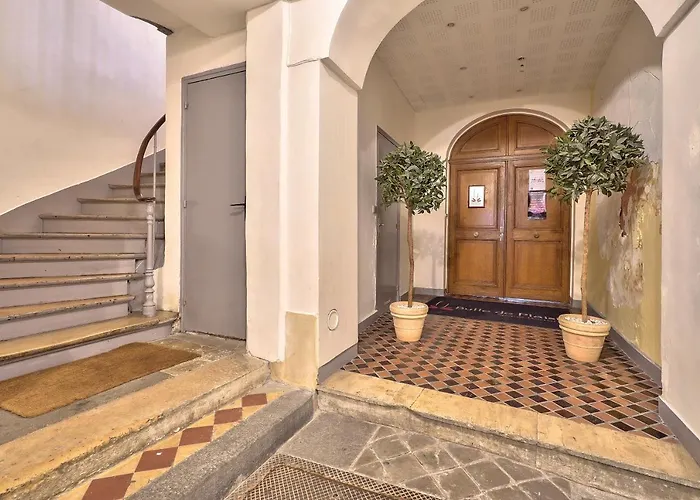 The Perfect Parisian 2 Bdrs Flat At Le Marais Apartman *